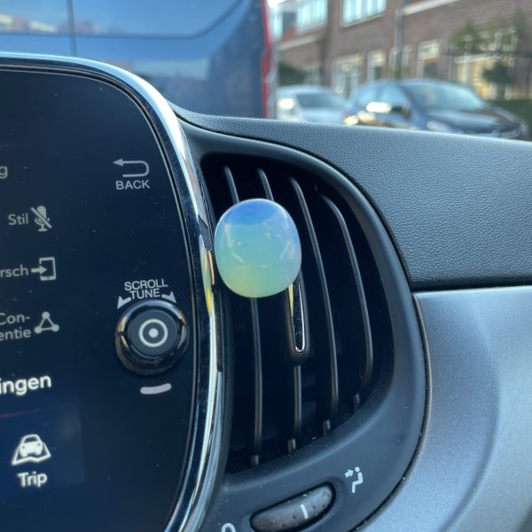 Opaliet voor in de auto