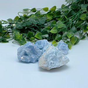 Blauwe calciet ruw