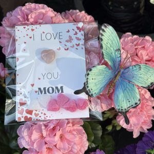 I love you mom kaartje  met rozenkwarts hart "Cadeautip"
