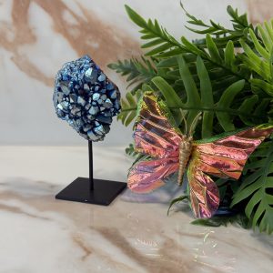 Titanium aura "Amethist gecoat" mini op standaard #392
